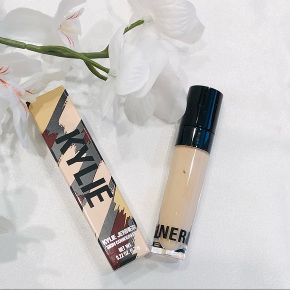 ‼️SOLD‼️Kylie Jenner Skin Concealer Shell New! - Picture 6 of 6